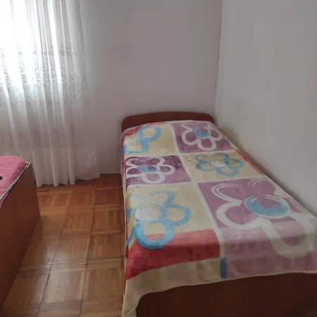 Апартаменты With Parking Space - Cuskijas, Novigrad - 24025
